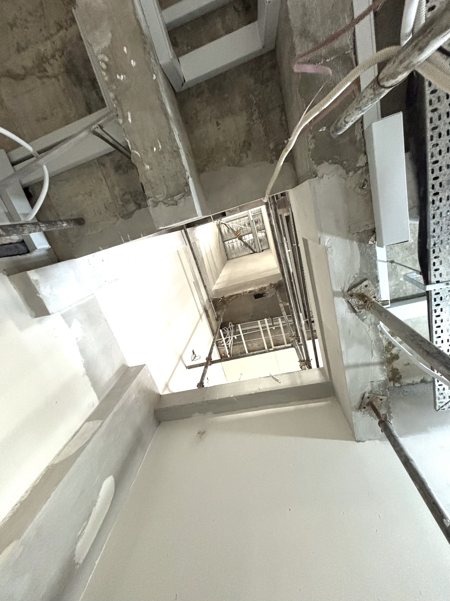 lift-coring-singapore-landed